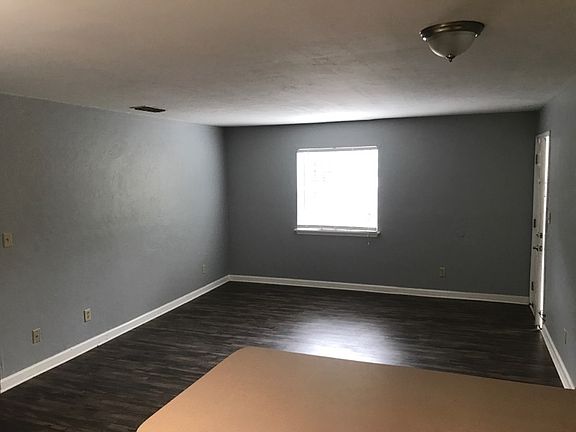 4th image of 502 McKeithen St #7B