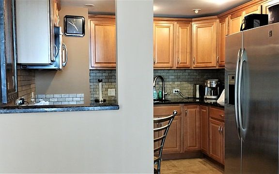 4th image of 465 W Dominion Dr Unit 307