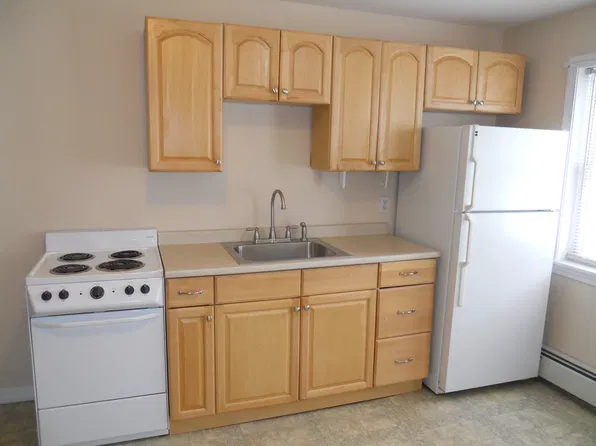 (undisclosed Address), Bangor, ME 04401