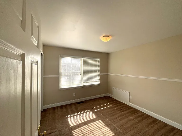 4823 Vista Ridge Dr — Photo 24