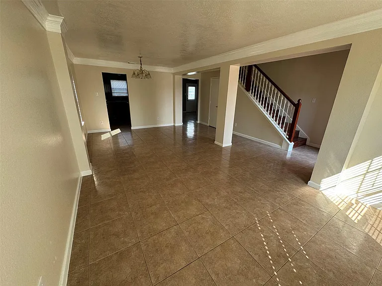 9347 Eaglewood Spring Dr — Photo 6