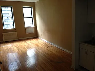 Rented by Eric Goodman Realty Corp