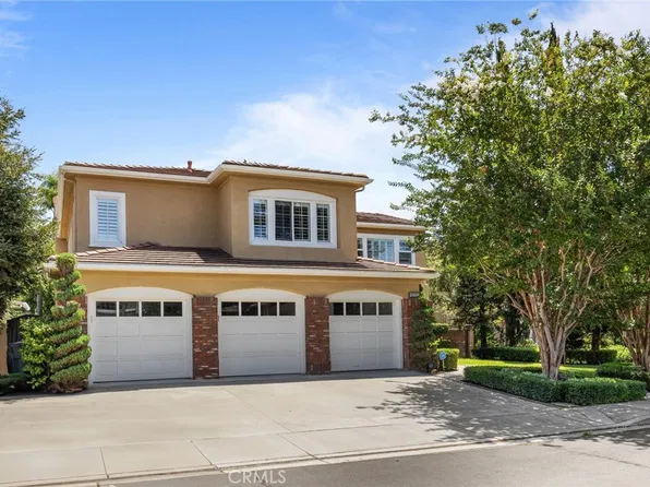19292 Jasper Hill Rd, Trabuco Canyon, CA 92679
