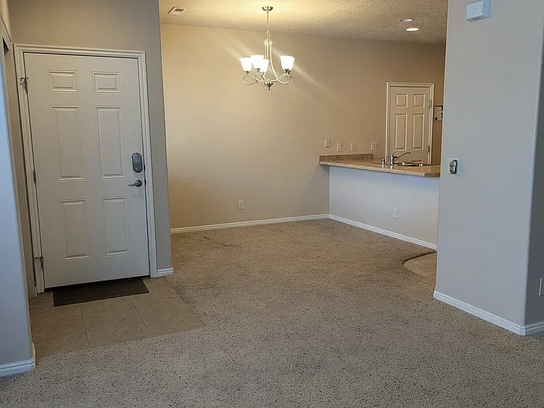 95 Shade Tree Ln #A — Photo 7