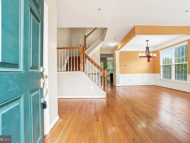 13711 Dunbar Ter — Photo 3
