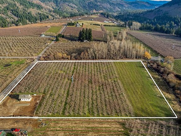 2nd image of 4975 Green Rd