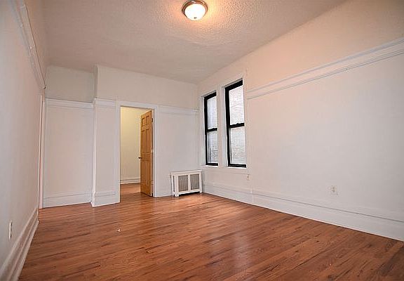 2nd image of 110 Convent Ave APT 11