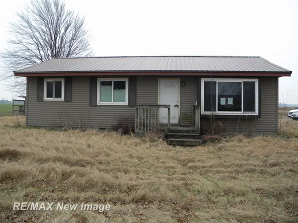 3743 W Redstone Rd, Saint Louis, MI 48880
