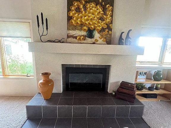 2nd image of 608 2nd St