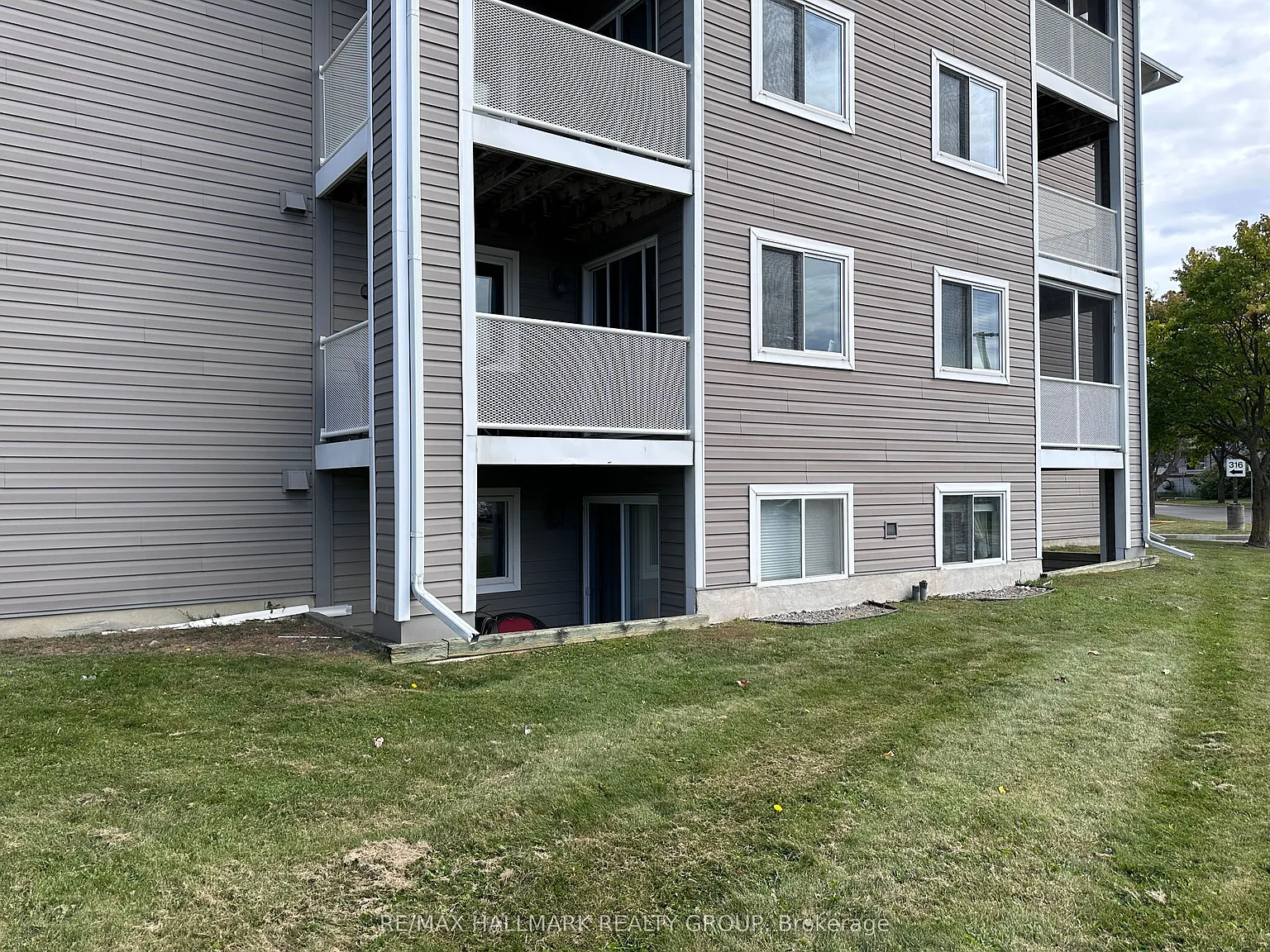 2 bed, $2,000 — Photo 3