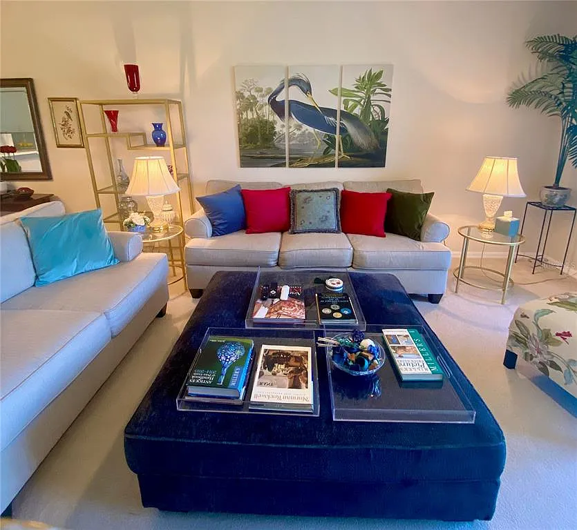 2 bed, 2.0 bath, 1333 sqft, $2,400 — Photo 3