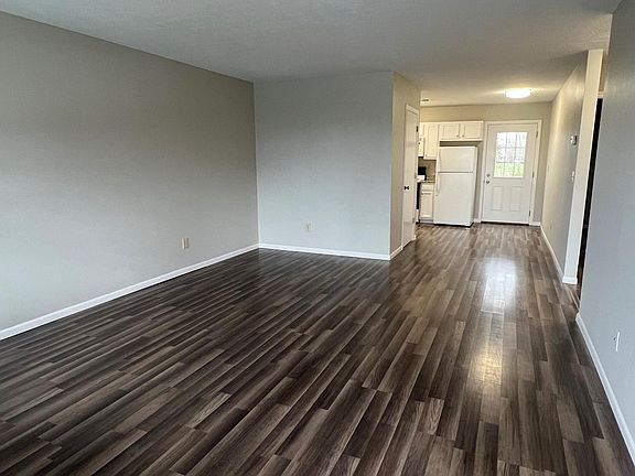 3rd image of 333 E Main St #B
