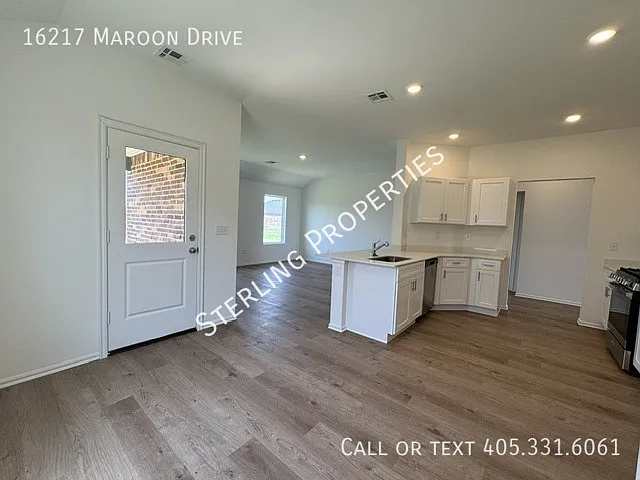 16217 Maroon Dr — Photo 11