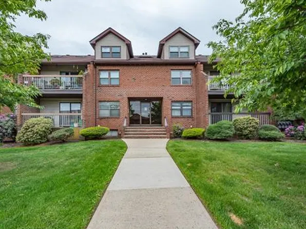 134-F Beverly Hill Ter, Woodbridge, NJ 07095