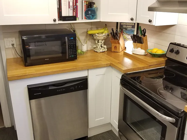 81 Amesbury Dr #BASEMENT — Photo 11