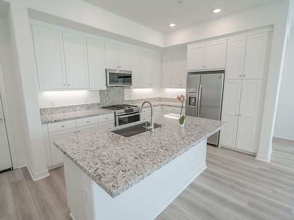4th image of 26958 Sandbar Willow Pl #204