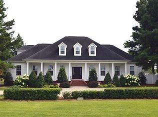 201 Tom Taylor Rd, Murray, KY 42071