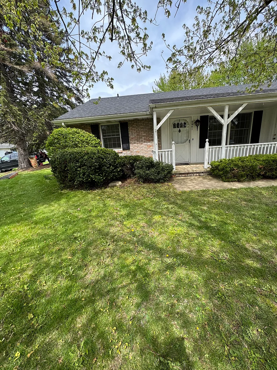 Building Photo - 2839 Crown Point Ln