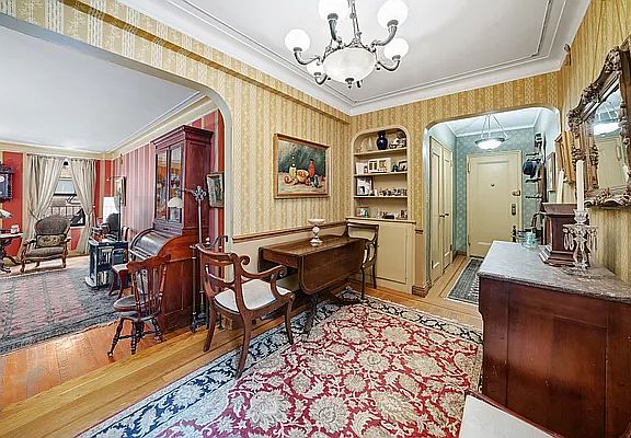 4th image of 125 W 96th St APT 5G