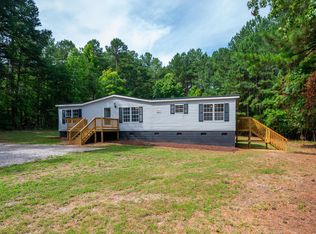 42 Canary Ln, Henderson, NC 27537
