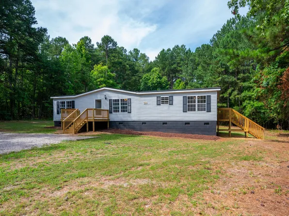 42 Canary Ln, Henderson, NC 27537
