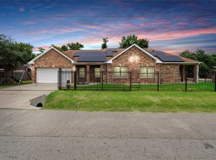 3001 Wayne St, Houston, TX 77026