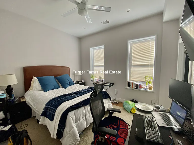 11 Highland Park Ave #2A — Photo 16