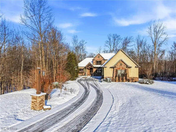 3421 E Galloway Dr, Richfield, OH 44286