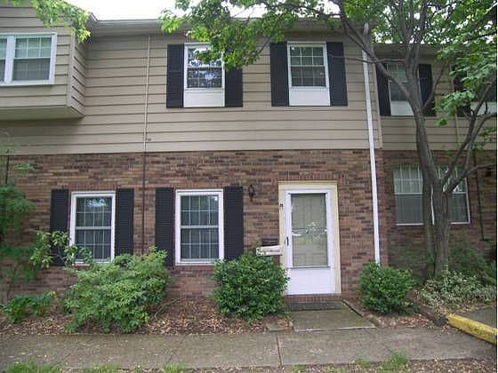 1st image of 8260 Deepwood Blvd Unit 2