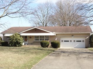 4957 Will Dr, Akron, OH