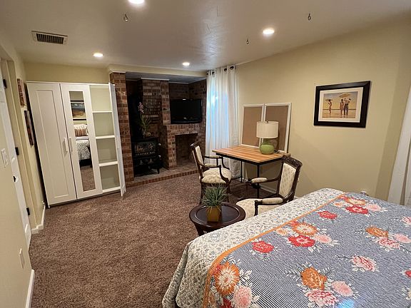 2nd image of 8985 Jellison Ct
