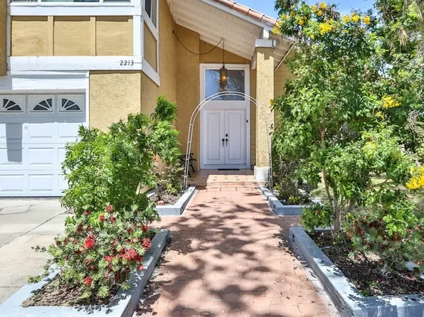 2213 Blueberry Ln, Santa Ana, CA 92706