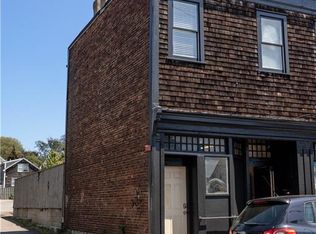 594 Thames St, Newport, RI 02840
