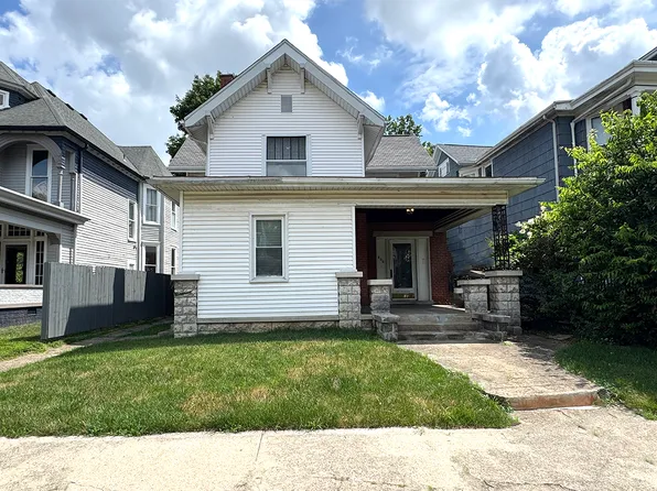 806 SE Riverside Dr #C, Evansville, IN 47713