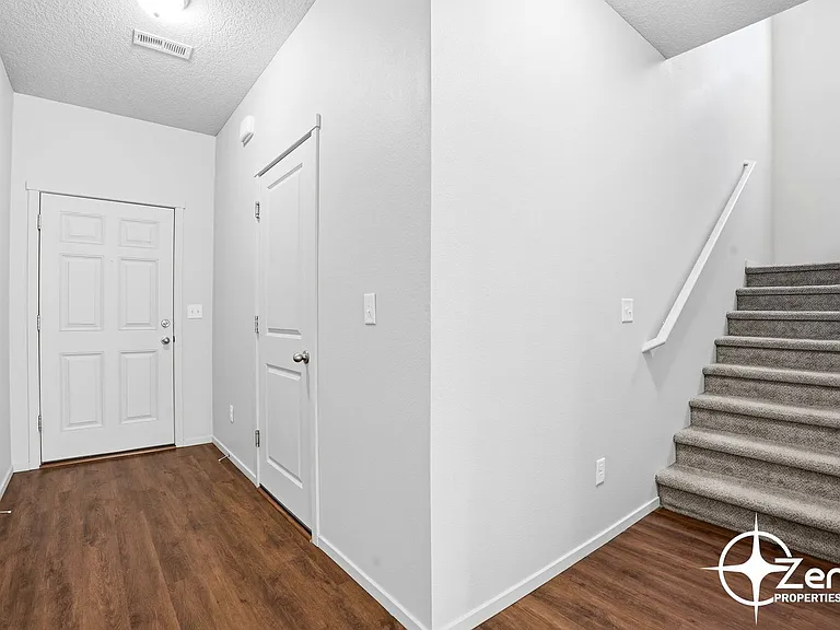 11517 NE 125th Ave — Photo 4