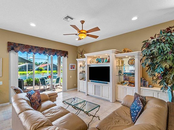 4th image of 6576 Sherbrook Drive