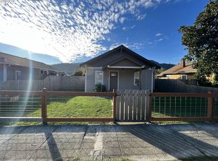 341 4th Ave, Powers, OR 97466