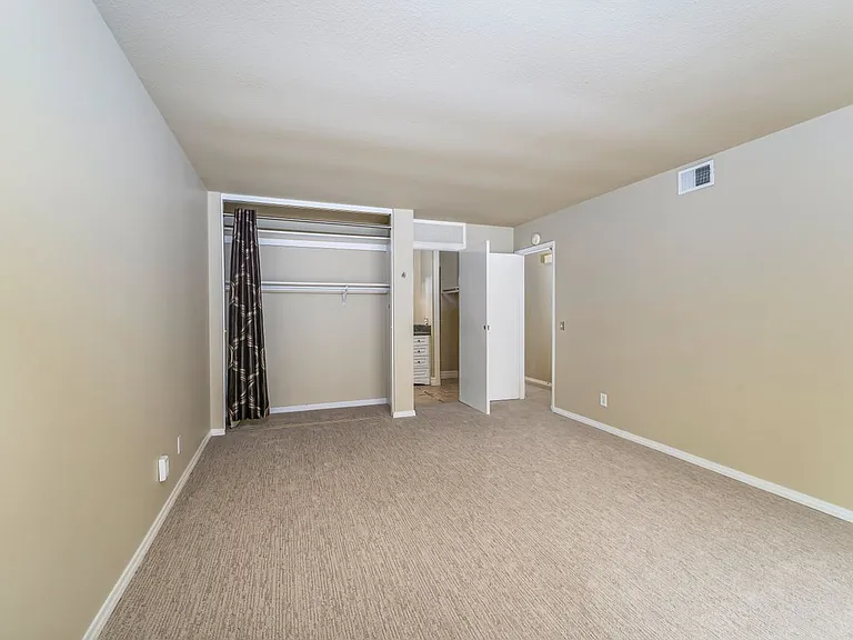 2162 Sweetbriar Rd — Photo 13