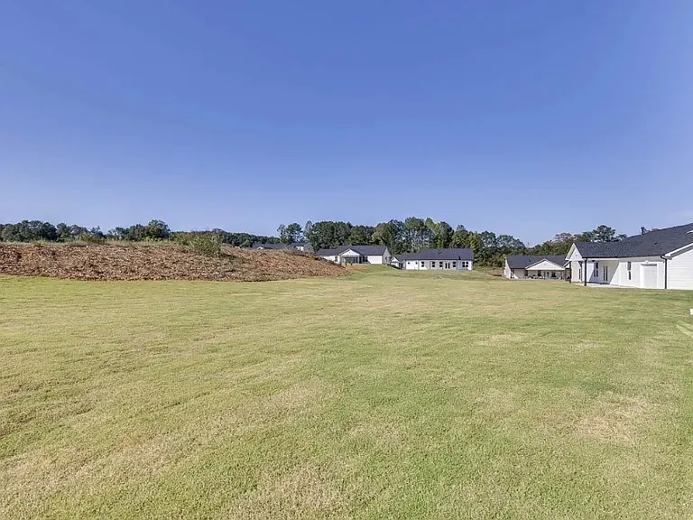 106 Glory Rd — Photo 22