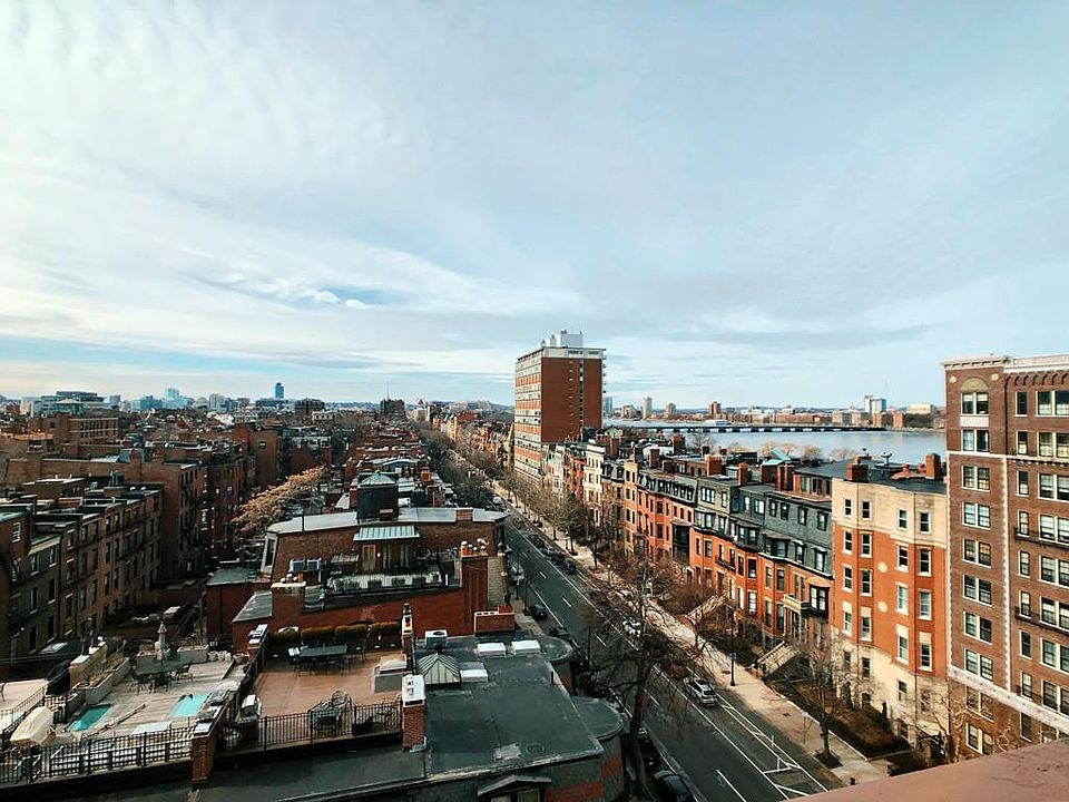 2nd image of 295-297 Beacon St #3