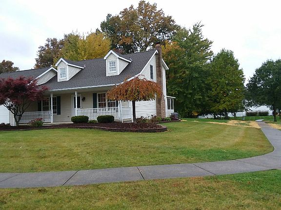 2nd image of 9740 Woodhurst Dr