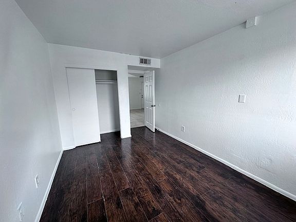 3rd image of 464 S Washington St APT 7