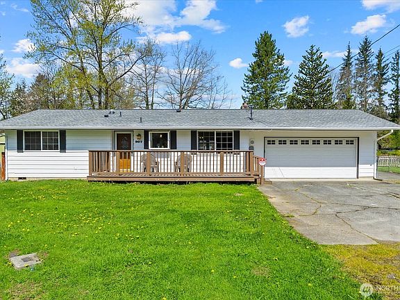 2nd image of 907 Dyer Road