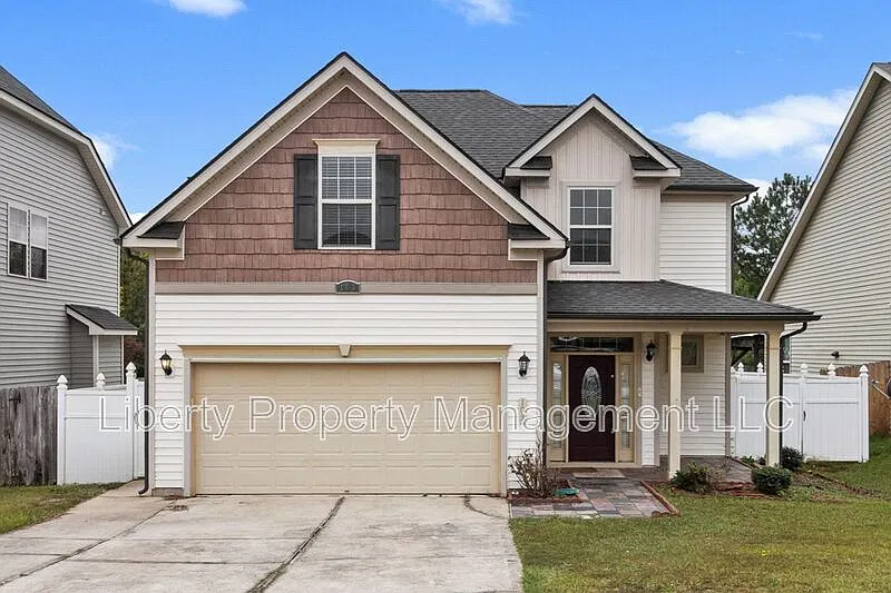 103 River Oak St