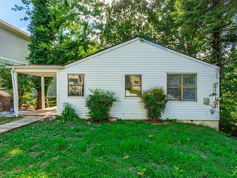 126 Goodson Ave — Photo 19