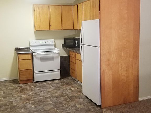 Front entry to Kitchen and Living Room