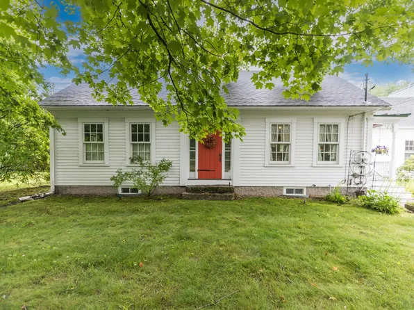 10 Old Sanford Road, Berwick, ME 03901