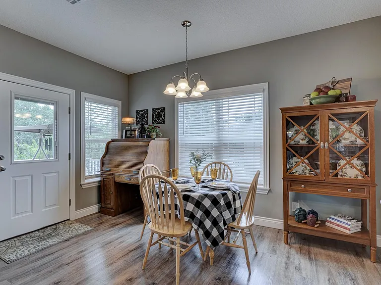 620 Applewood Ln — Photo 29