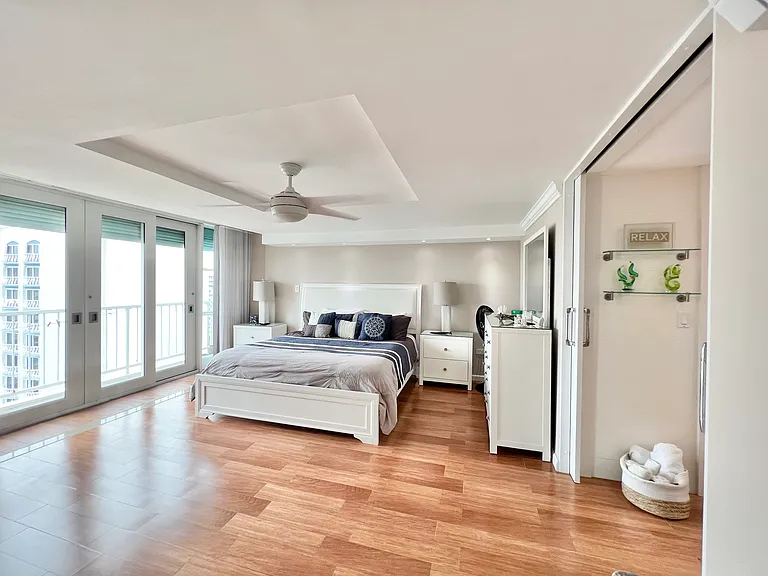 5869 Avenue Isla Verde — Photo 25