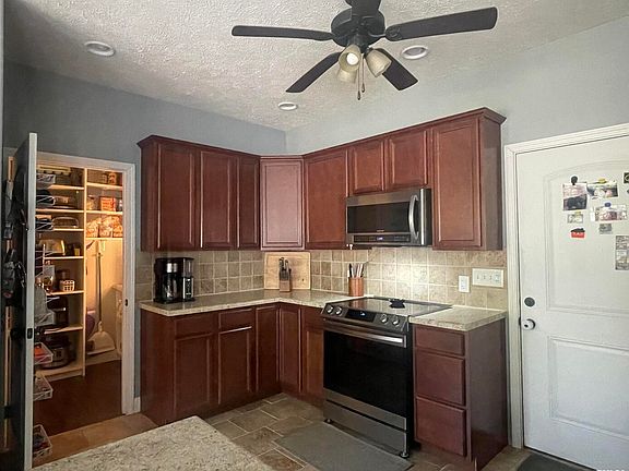 4th image of 1102 Noelle Ln